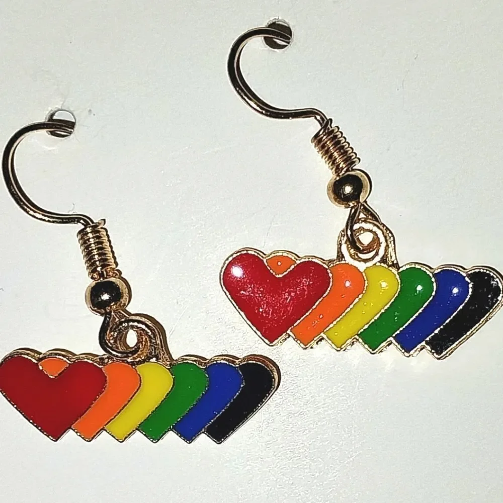 Super cute rainbow earrings